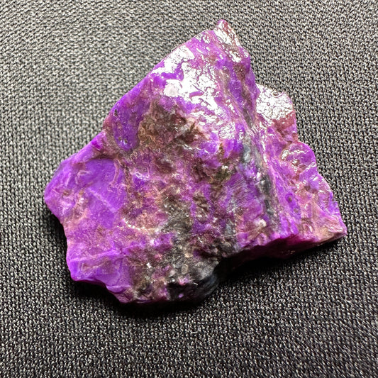 Gel Sugilite with Richterite Rough 9.5g Pure Gems Minerals & Design