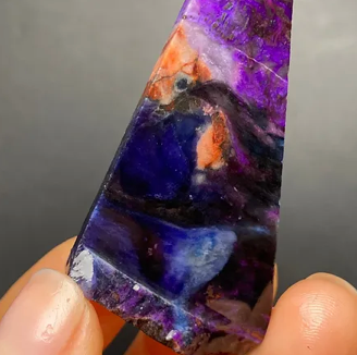 (Photos) Gel Sugilite with Richterite Rough 12.1g Pure Gems Minerals & Design