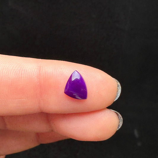 0.9ct Gel Sugilite Cabochon Pure Gems Minerals & Design